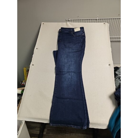 ANA High Rise Flare Plus Stretch Womens Jeans Blue Size 30W New - Picture 1 of 6